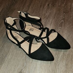Women's Black Strappy Flats